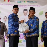 Gelar Bazar Ramadhan 1446 H jeung Launching Operasi Pasar Murah 2025, Kang DS Optimis Inflasi di Kabupaten Bandung Tetep Kajaga tur Stabil